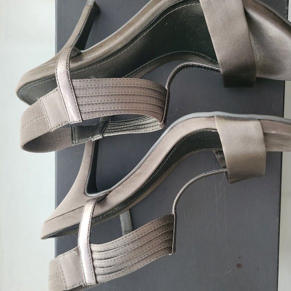 Kenneth Cole heels - Picture 4 of 4